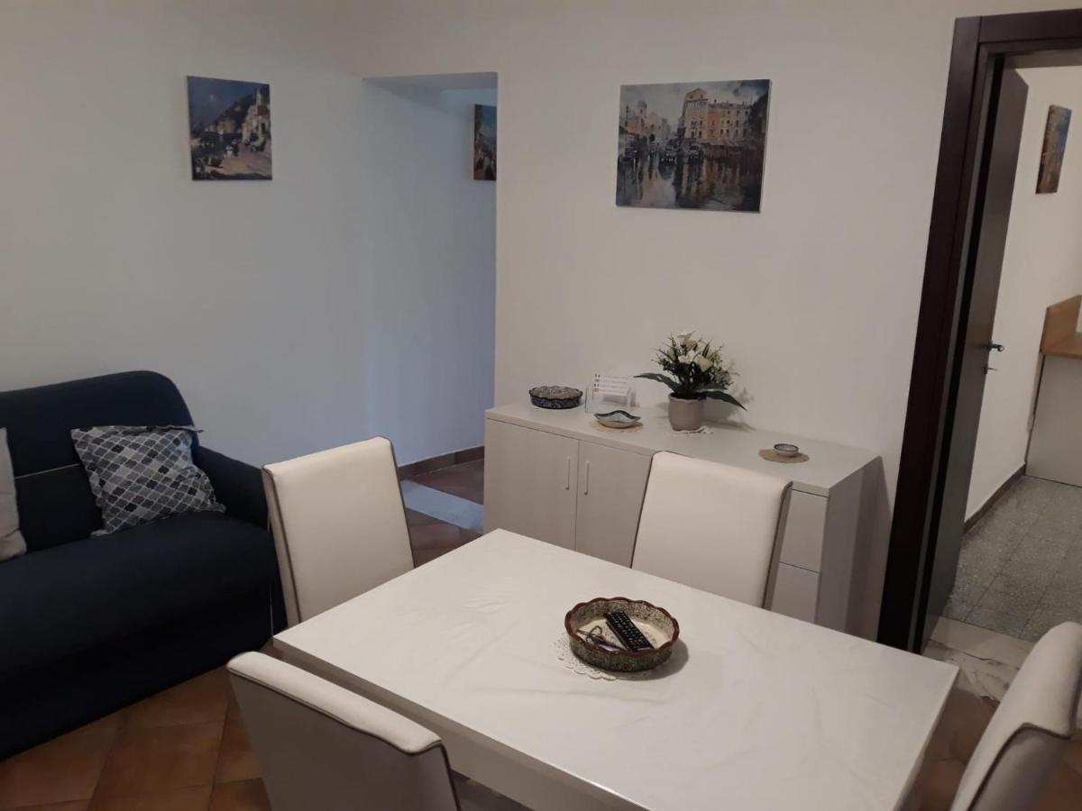 Appartement Rita Flat à Sorrente Extérieur photo